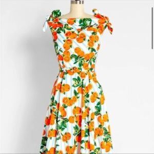 ModCloth x Collectif Orange Blossom Swing Dress Size 2 NWT